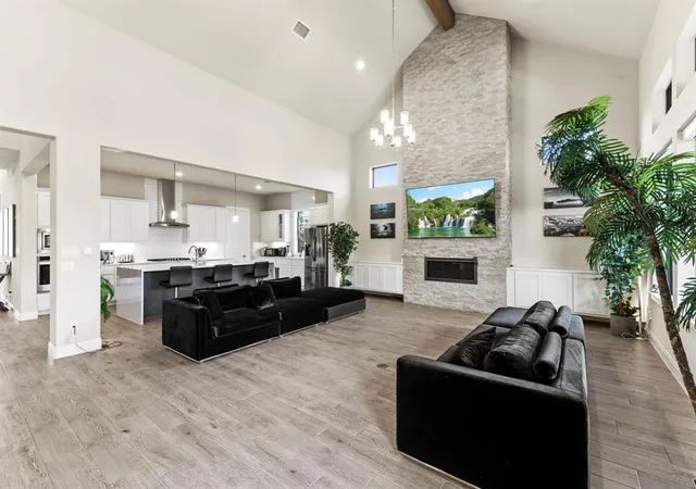 Photo 3 of Single family home for sale at 321 Cumberland Cv, Georgetown, TX 78628 | MLS# 1276015 | Listing updated on 2026-09-13