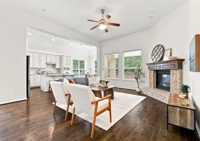 Photo 3 of Single family home for sale at 406 Summer Vista Cv, Cedar Park, TX 78613 | MLS# 5974998 | Listing updated on 2026-09-29