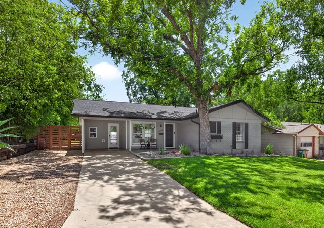 Photo 3 of Single family home for sale at 2503 E Side Dr, Austin, TX 78704 | MLS# 5796049 | Listing updated on 2026-10-17