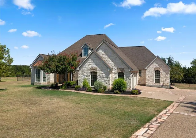 Photo 1 of Sale Pending at 212 Neal Dr, Liberty Hill, TX 78642 | MLS# 2659465 | Listing updated on 2026-10-06