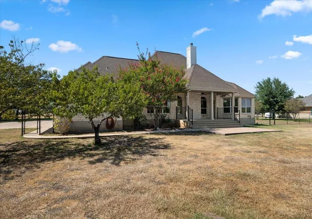 Photo 3 of Sale Pending at 212 Neal Dr, Liberty Hill, TX 78642 | MLS# 2659465 | Listing updated on 2026-10-06