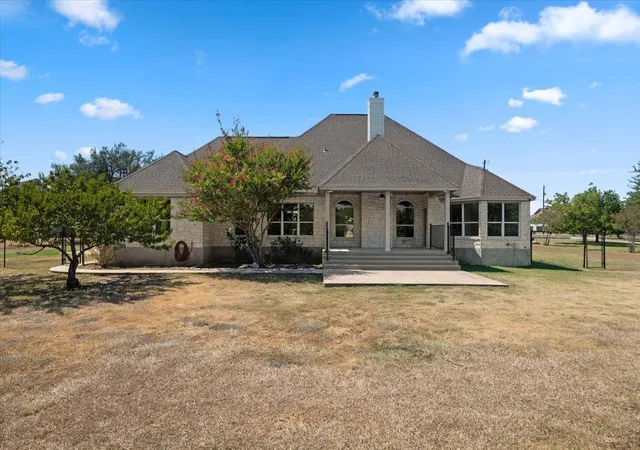 Photo 4 of Sale Pending at 212 Neal Dr, Liberty Hill, TX 78642 | MLS# 2659465 | Listing updated on 2026-10-06