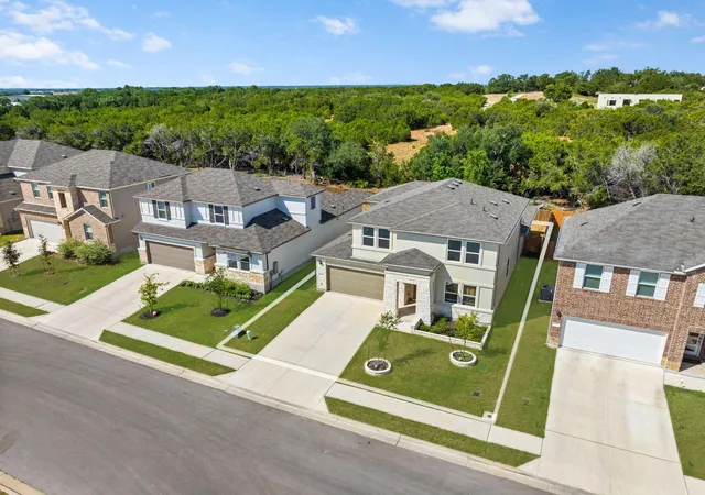 Photo 2 of Single family home for sale at 511 Diorite Cv, Liberty Hill, TX 78642 | MLS# 1731512 | Listing updated on 2026-09-15