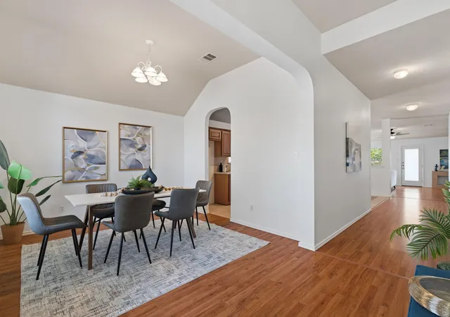 Photo 2 of Single family home for sale at 2548 Pearson Wy, Round Rock, TX 78665 | MLS# 2257056 | Listing updated on 2026-09-15
