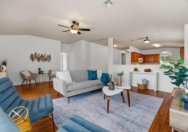 Photo 3 of Single family home for sale at 2548 Pearson Wy, Round Rock, TX 78665 | MLS# 2257056 | Listing updated on 2026-09-15
