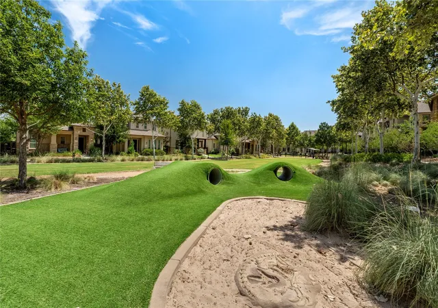 Photo 4 of Single family home for sale at 1709 Lawrence St #5, Austin, TX 78741 | MLS# 5472745 | Listing updated on 2026-10-05