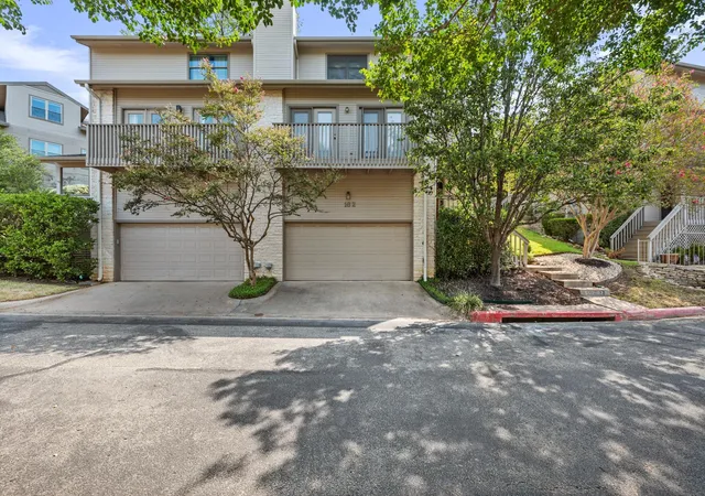 Condo for sale at 5512 Oakwood Cv #162, Austin, TX 78731 | MLS# 6066499