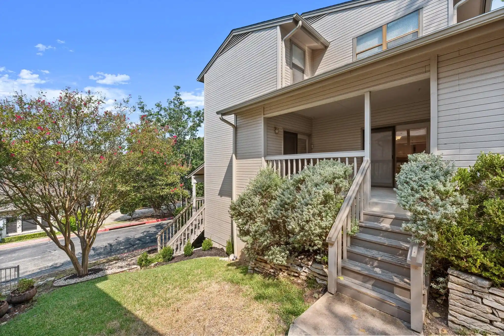 Listing Photo 33 - Condo for sale in 5512 Oakwood Cv located at 5512 Oakwood Cv, Austin, TX 78731 - Unit #162
