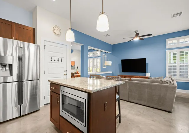 Photo 4 of Single family home for sale at 6712 Blarwood Dr, Austin, TX 78745 | MLS# 9245451 | Listing updated on 2026-09-13