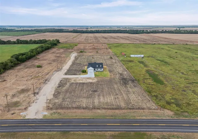Photo 4 of Single family home for sale at 4815 West Farm To Market 485, Buckholts, TX 76518 | MLS# 6996265 | Listing updated on 2026-09-13