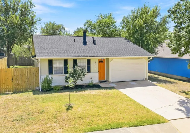 Photo 1 of Single family home for sale at 3211 Plantation Rd, Austin, TX 78745 | MLS# 2787804 | Listing updated on 2026-09-13