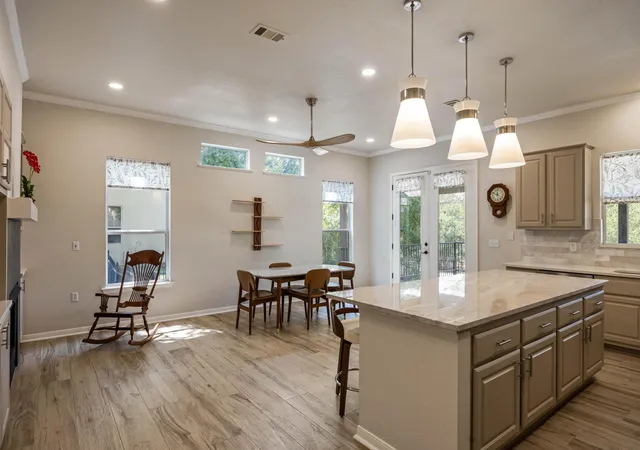 Photo 3 of Sale Pending at 125 Crystal Springs Dr, Georgetown, TX 78633 | MLS# 1722214 | Listing updated on 2026-10-04