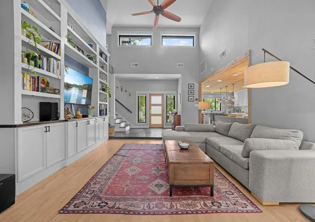 Photo 3 of Single family home for sale at 1117 San Augustine Dr, Austin, TX 78733 | MLS# 2563796 | Listing updated on 2026-09-14