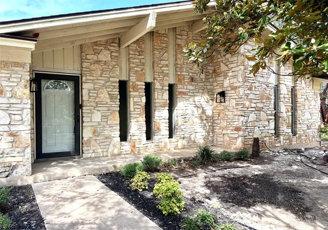 Photo 1 of Single family home for sale at 12312 Knoll Ridge Dr, Austin, TX 78758 | MLS# 1262687 | Listing updated on 2026-10-29
