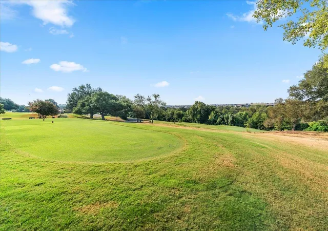 Listing Photo 3 - Condo for sale in building located at 2217 Onion Creek Pkwy, Austin, TX 78747 - Unit #121
