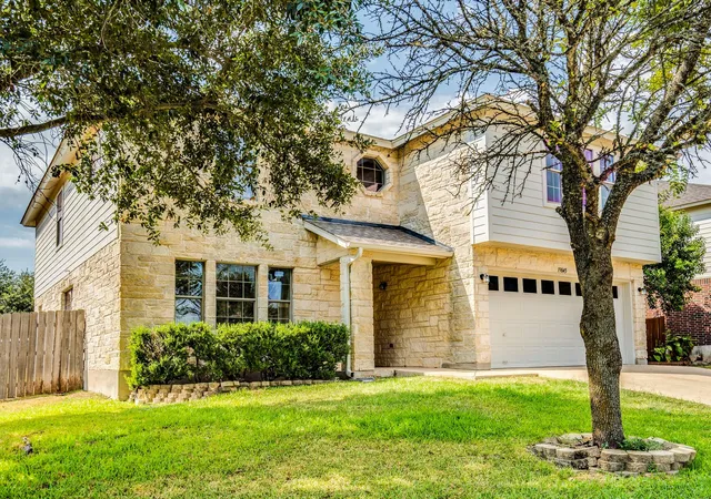 Photo 2 of Single family home for sale at 19845 San Chisolm Dr, Round Rock, TX 78664 | MLS# 4506658 | Listing updated on 2026-09-08