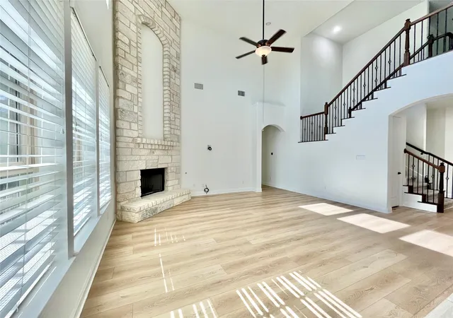 Photo 4 of Single family home for sale at 3701 Carya Dr, Leander, TX 78641 | MLS# 3515279 | Listing updated on 2026-10-06