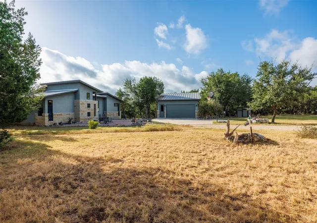 Photo 3 of Single family home for sale at 102 Leach Ln, Wimberley, TX 78676 | MLS# 2345399 | Listing updated on 2026-09-15