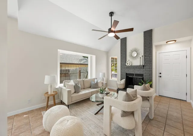 Photo 4 of Single family home for sale at 12922 Staton Dr, Austin, TX 78727 | MLS# 4324042 | Listing updated on 2026-09-21