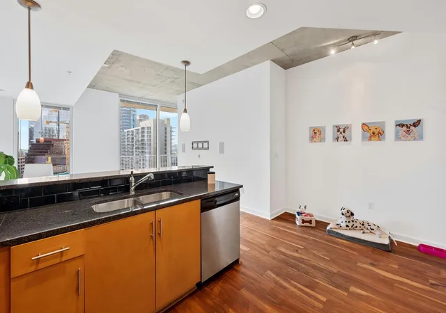 Photo 4 of Condo for sale at 360 Nueces St #1407, Austin, TX 78701 | MLS# 9328071 | Listing updated on 2026-09-15