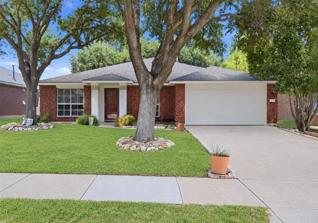 Single family home for sale at 2517 Vernell Way, Round Rock, TX 78664 | MLS# 4565447