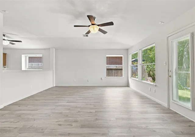Photo 4 of Single family home for sale at 2517 Vernell Way, Round Rock, TX 78664 | MLS# 4565447 | Listing updated on 2026-10-29