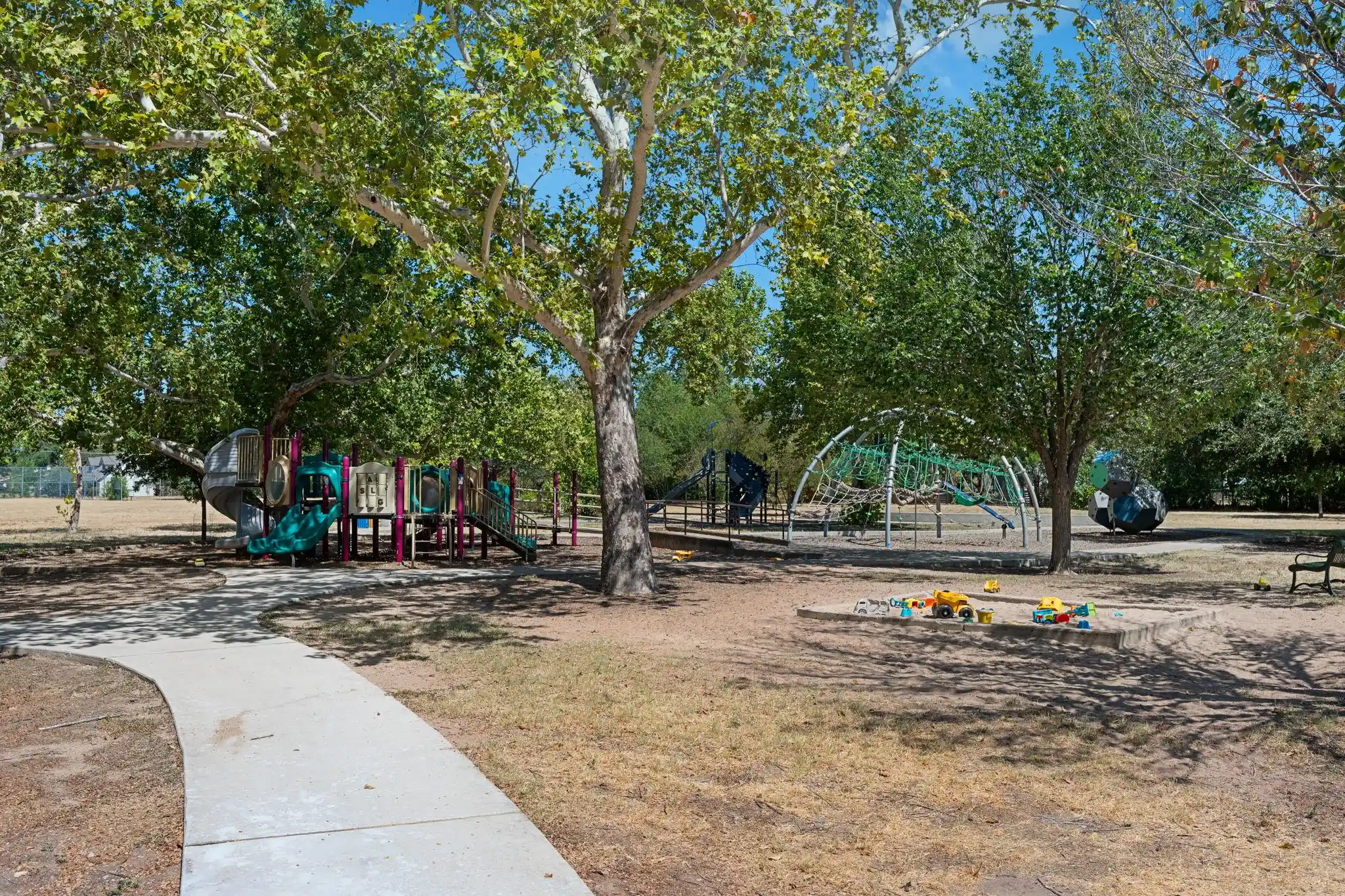 Listing Photo 38 - Condo for sale in 2207 Pasadena Dr located at 2207 Pasadena Dr, Austin, TX 78757 - Unit #10
