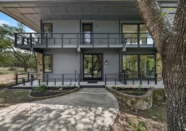 Photo 3 of Single family home for sale at 400 County Rd 1492, Wimberley, TX 78676 | MLS# 4416985 | Listing updated on 2026-09-12