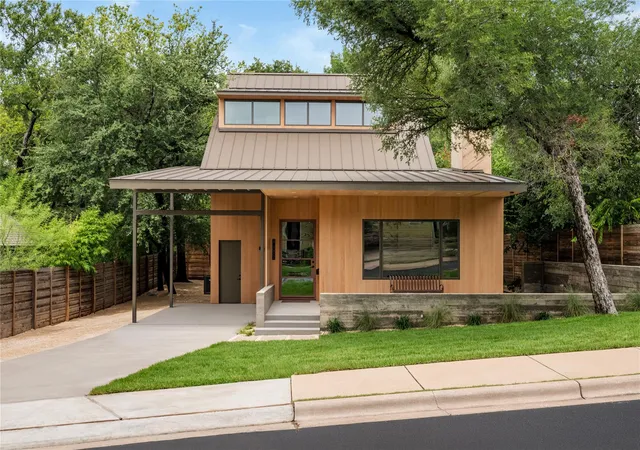 Photo 1 of Single family home for sale at 1102 Charlotte St, Austin, TX 78703 | MLS# 4373966 | Listing updated on 2026-10-10