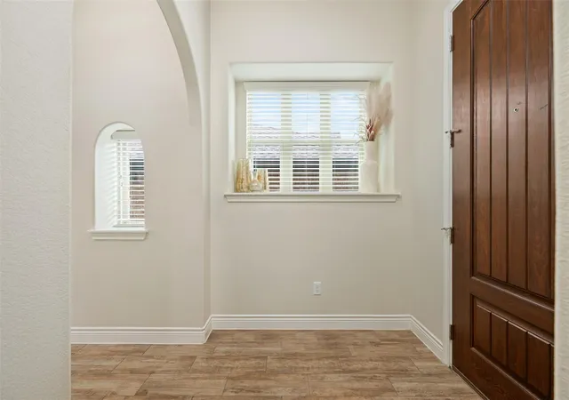 Photo 4 of Single family home for sale at 175 Mount Ellen St, Hutto, TX 78634 | MLS# 9715684 | Listing updated on 2026-10-02