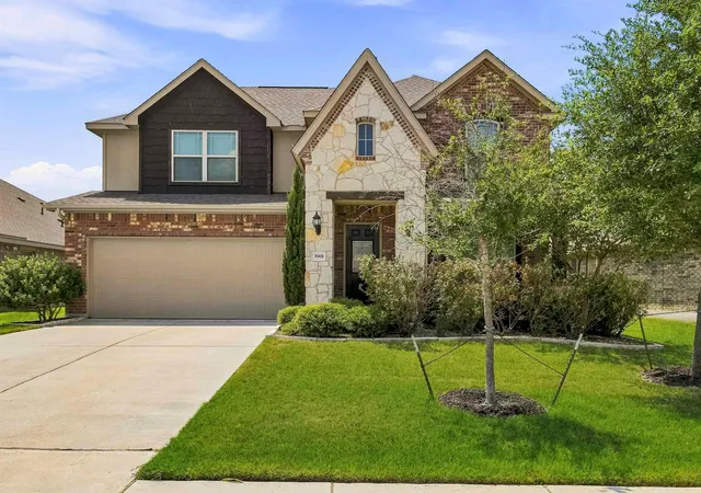 Photo 3 of Single family home for sale at 3901 Eland Dr, Pflugerville, TX 78660 | MLS# 8923268 | Listing updated on 2026-09-13