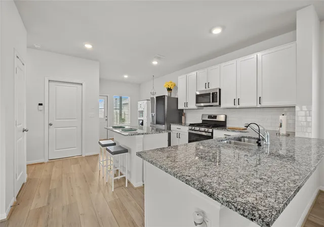 Photo 3 of Single family home for sale at 117 Shenandoah Dr, Kyle, TX 78640 | MLS# 8387982 | Listing updated on 2026-09-14
