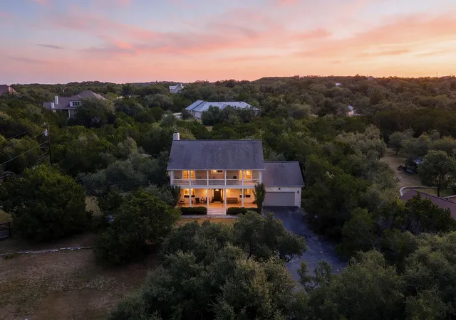 Photo 1 of Single family home for sale at 701 Cottonwood Crk Rd, Dripping Springs, TX 78620 | MLS# 4075910 | Listing updated on 2026-09-19