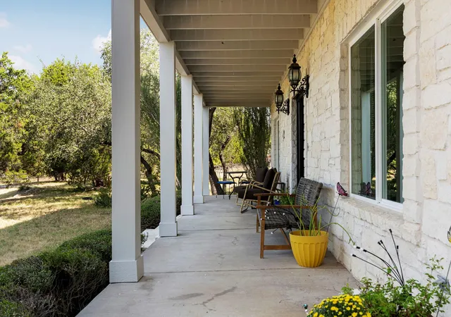 Photo 3 of Single family home for sale at 701 Cottonwood Crk Rd, Dripping Springs, TX 78620 | MLS# 4075910 | Listing updated on 2026-09-19