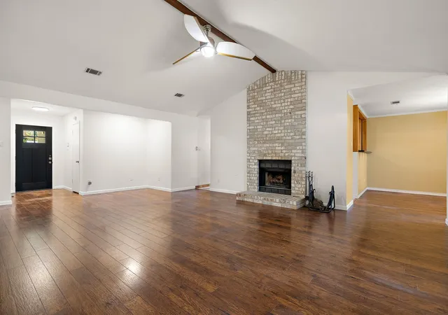Photo 4 of Single family home for sale at 11608 Tanglebriar Trl, Austin, TX 78750 | MLS# 9596737 | Listing updated on 2026-09-17