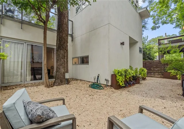 Photo 3 of Single family home for sale at 2008 Riverview St #B, Austin, TX 78702 | MLS# 3747316 | Listing updated on 2026-09-29