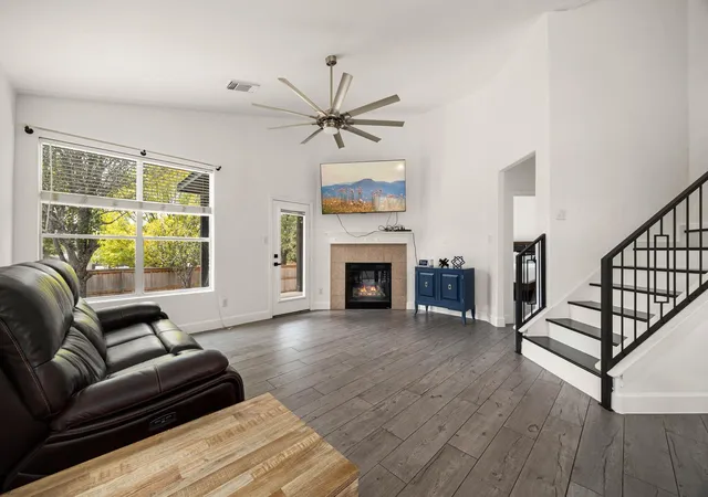 Photo 4 of Single family home for sale at 2013 Shaker Trl, Austin, TX 78754 | MLS# 9198849 | Listing updated on 2026-09-12
