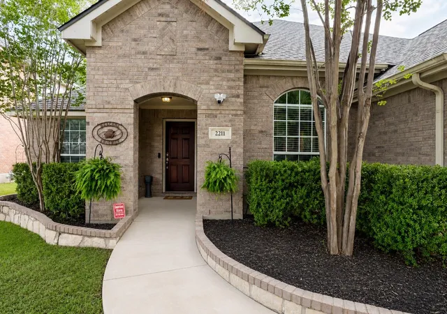 Photo 3 of Single family home for sale at 2211 Heritage Well Ln, Pflugerville, TX 78660 | MLS# 6597072 | Listing updated on 2026-09-17