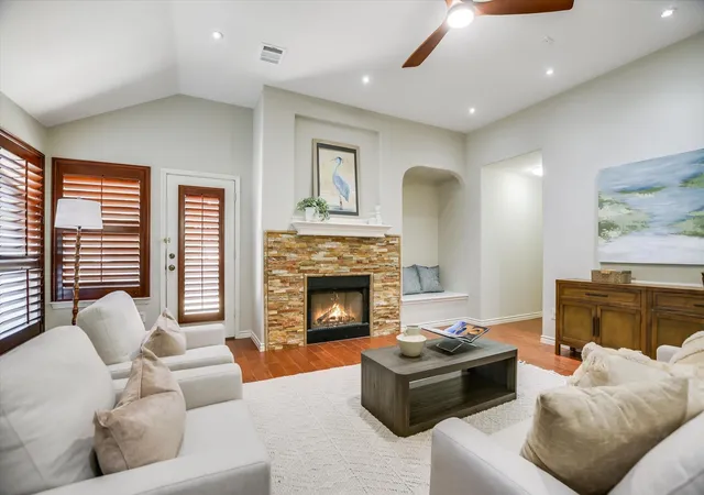 Single family home for sale at 1601 Lynnville Trl, Austin, TX 78727 | MLS# 4437222