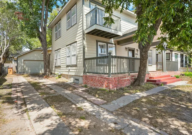 Photo 3 of Single family home for sale at 3502 Speedway St, Austin, TX 78705 | MLS# 6617616 | Listing updated on 2026-09-28