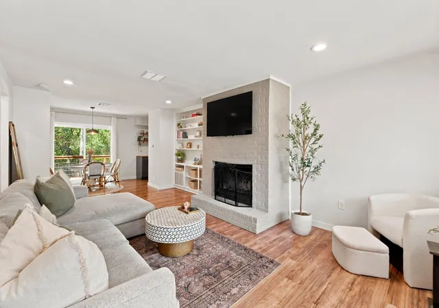 Photo 2 of Condo for sale at 2802 Catalina Dr #B, Austin, TX 78741 | MLS# 7500761 | Listing updated on 2026-09-14