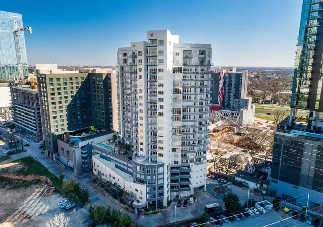 Photo 2 of Condo for sale at 603 Davis St #708, Austin, TX 78701 | MLS# 3080555 | Listing updated on 2026-10-22