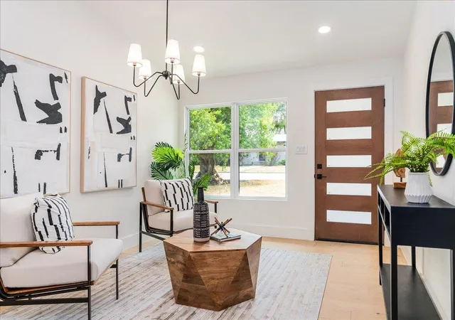 Photo 1 of Sale Pending at 5608 Northdale Dr, Austin, TX 78723 | MLS# 9398012 | Listing updated on 2026-09-30
