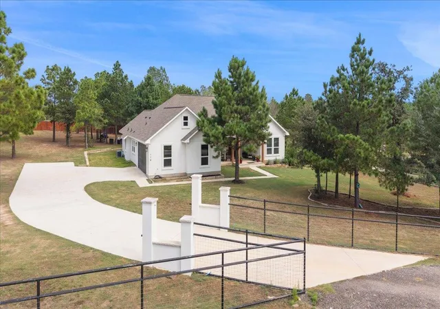 Photo 1 of Single family home for sale at 116 Brahman Ct, Bastrop, TX 78602 | MLS# 3544629 | Listing updated on 2026-09-26