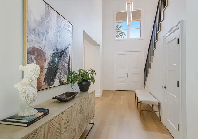 Photo 2 of Single family home for sale at 5101 Cuesta Verde Rd, Austin, TX 78746 | MLS# 4102767 | Listing updated on 2026-09-13