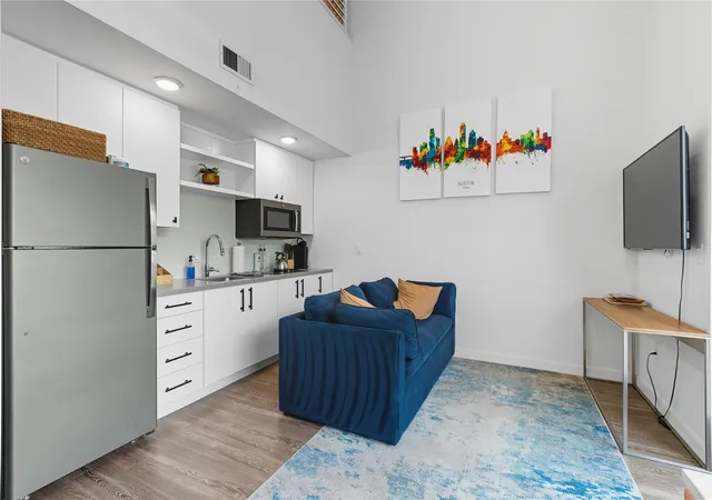 Photo 4 of Condo for sale at 49 Navasota St #205, Austin, TX 78702 | MLS# 8929052 | Listing updated on 2026-09-09