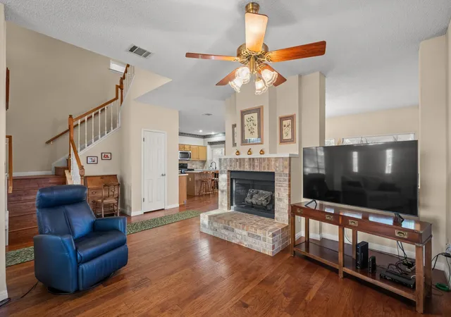 Photo 4 of Single family home for sale at 7402 Maricopa Cv, Austin, TX 78749 | MLS# 1211584 | Listing updated on 2026-10-22