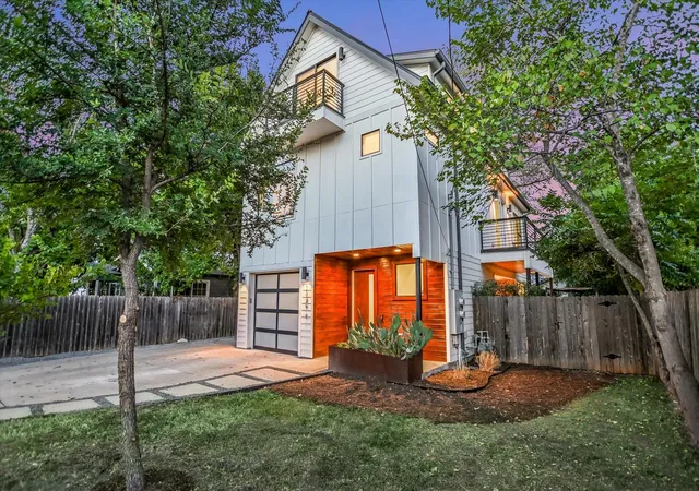 Single family home for sale at 1127 Gunter St #1, Austin, TX 78702 | MLS# 9487887