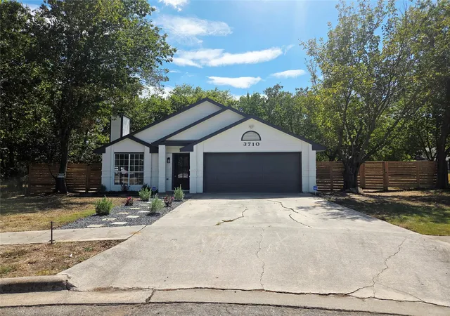 Single family home for sale at 3710 Valley Frg Dr, Killeen, TX 76543 | MLS# 1883533