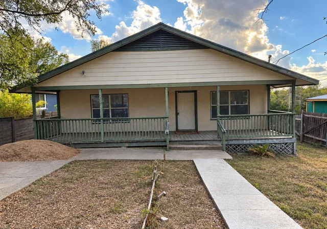Photo 1 of Single family home for sale at 1210 Delano St, Austin, TX 78721 | MLS# 7651148 | Listing updated on 2026-09-15